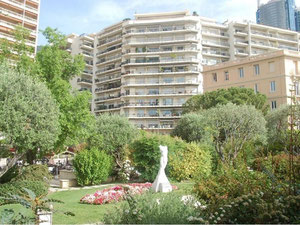 Apartments by the sea in Monaco, Monte-Carlo — Find off-plan property or real estate resale directly from developers and owners GEOLN.COM. Photo 2