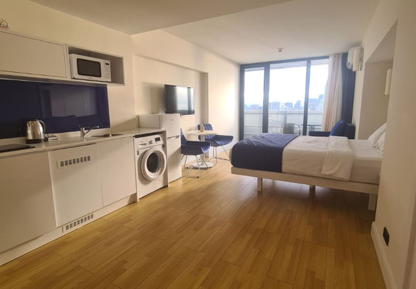 Sprzedaje się mieszkanie w Orbi City z bloku