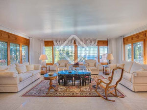 西班牙、加泰罗尼亚、塔马留的海边别墅 — 来自开发商和业主的房地产搜索引擎 GEOLN.COM. 照片 7