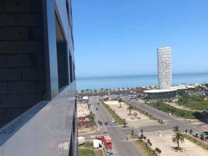 ბინა ბათუმში — უძრავი ქონების ყიდვა და მფლო ბელებისგან GEOLN.COM. ფოტო 3