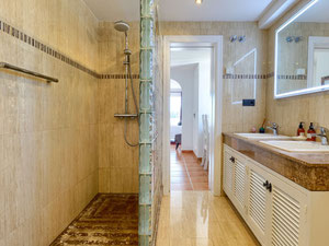 别墅 5 间卧室 338 m² 在马贝拉, 西班牙 — 来自开发商和业主的房地产搜索引擎 GEOLN.COM. 照片 23