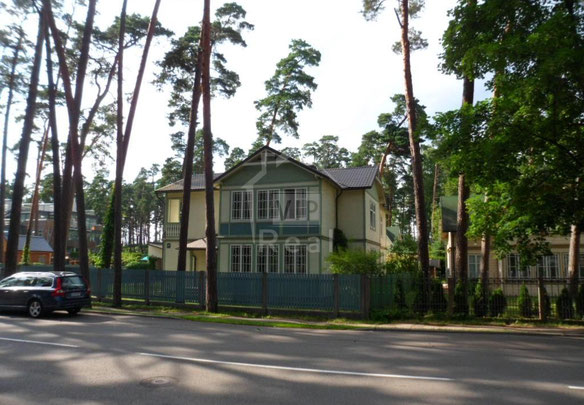 Будинок у Латвії, Юрмала, Авоті