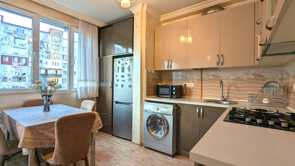 适合大家庭的舒适公寓 — 来自开发商和业主的房地产搜索引擎 GEOLN.COM. 照片 1