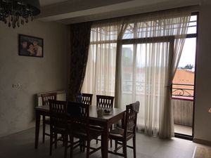 市中心设有3间卧室的公寓 — 来自开发商和业主的房地产搜索引擎 GEOLN.COM. 照片 2