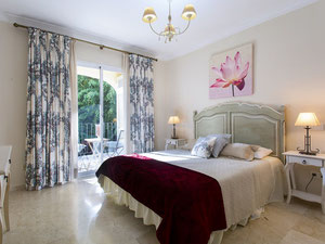 Apartament 2 sypialnie 101 m² w Guadalmina Alta, Hiszpania — Wyszukiwarka nieruchomości od deweloperów i właścicieli GEOLN.COM. Zdjęcie 4