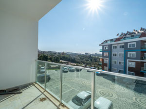 在阿拉尼亚 Oba 出售地中海沿岸的一居室公寓 — 来自开发商和业主的房地产搜索引擎 GEOLN.COM. 照片 7