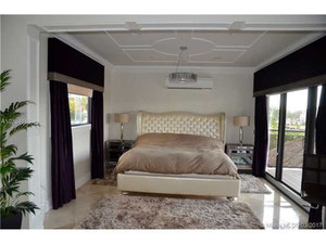 美国佛罗里达州迪尔菲尔德海滩海边的房子 — 来自开发商和业主的房地产搜索引擎 GEOLN.COM. 照片 5