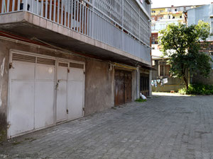 巴统中心一个孤立院子的公寓 — 来自开发商和业主的房地产搜索引擎 GEOLN.COM. 照片 17