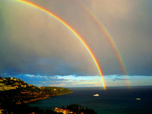 Willa obok Monako, widok na otwarte morze — Wyszukiwarka nieruchomości od deweloperów i właścicieli GEOLN.COM. Zdjęcie 6