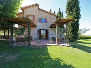 山中别墅、湖边别墅、郊区别墅、意大利森林中、翁布里亚、奥维多 — 来自开发商和业主的房地产搜索引擎 GEOLN.COM. 照片 4