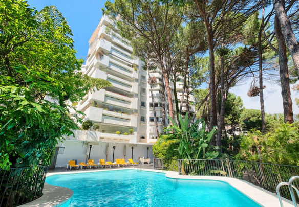 Apartment 3 bedrooms 157 m² in the Golden Mile, Spain