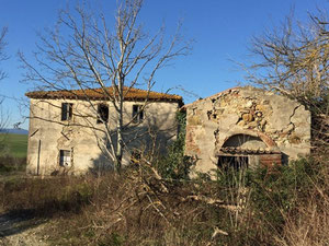 意大利郊区一个村庄的土地，比萨销售 — 来自开发商和业主的房地产搜索引擎 GEOLN.COM. 照片 5