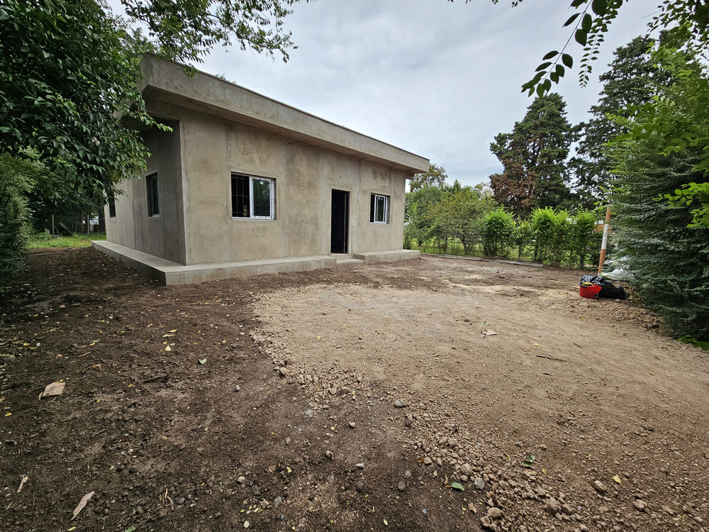 出售位于阿根廷省的房屋，距离首都50公里 — 来自开发商和业主的房地产搜索引擎 GEOLN.COM. 照片 1