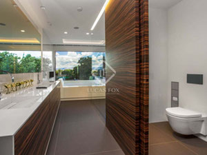 西班牙、加泰罗尼亚、巴塞罗那的山间别墅 — 来自开发商和业主的房地产搜索引擎 GEOLN.COM. 照片 16