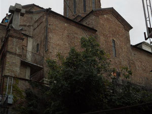 2 Schlafzimmer Wohnung in Sololaki. Wohnung ohne Vermittler in Tiflis — Immobilien-Suchservice von Bauträgern und Eigentümern GEOLN.COM. Foto 8