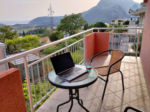 俯瞰大海和日落的高架房屋 — 来自开发商和业主的房地产搜索引擎 GEOLN.COM. 照片 3