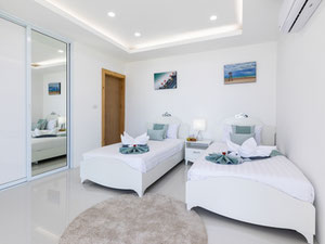 პრემიუმ 4 საძინებელი აუზის ვილა ოკეანისა და მთების ხედებით — უძრავი ქონების ყიდვა და მფლო ბელებისგან GEOLN.COM. ფოტო 11