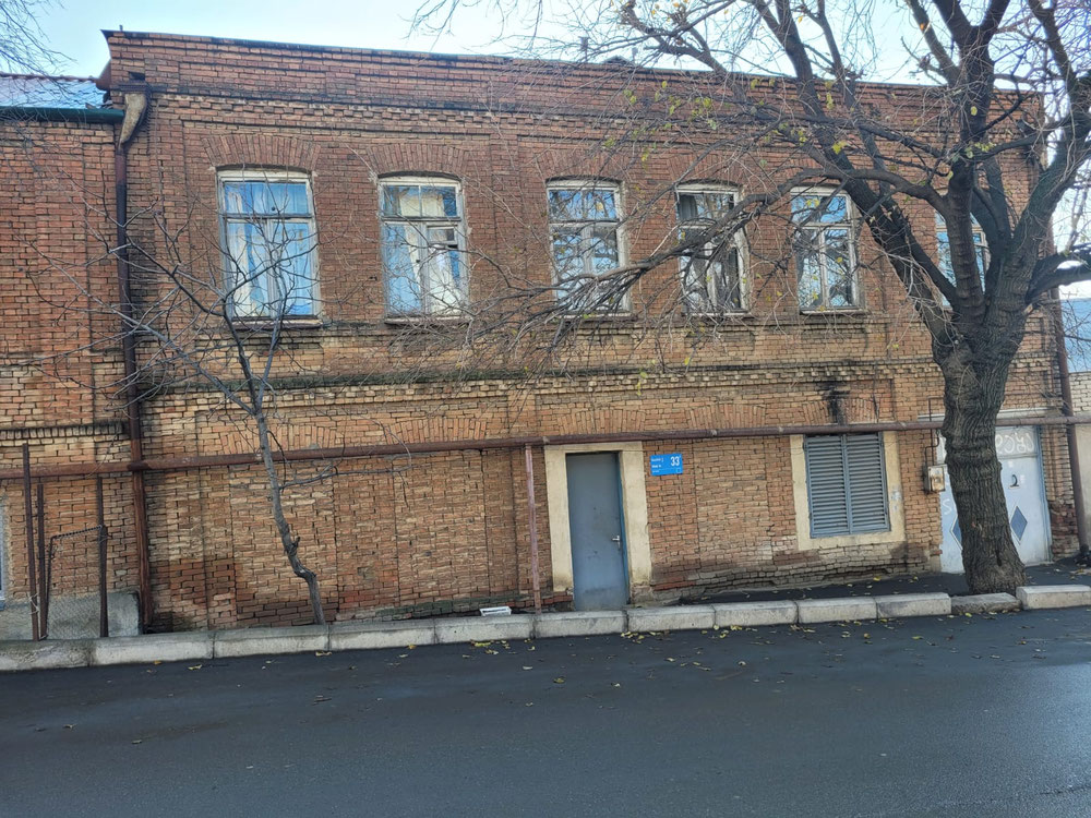 Para la venta - Oportunidad comercial prime en la calle Niabi, Elia - Tbilisi — Encuentre propiedades fuera del plan o reventa de bienes inmuebles directamente de desarrolladores y propietarios GEOLN.COM. Foto 1