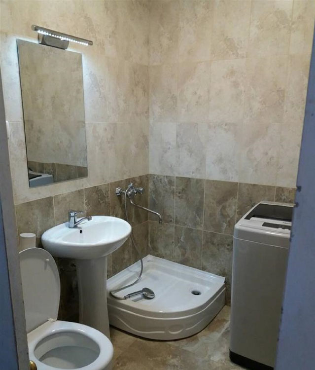 شقة بغرفة نوم واحدة في فيرا. شراء شقة في تبليسي ، فيرا — ابحث عن عقار قيد الإنشاء أو عقار معاد بيعه مباشرة من المطورين والملاك GEOLN.COM. صورة فوتوغرافية 1