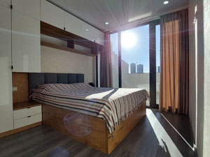 2个独特的带露台的公寓，步行可达市中心 — 来自开发商和业主的房地产搜索引擎 GEOLN.COM. 照片 7