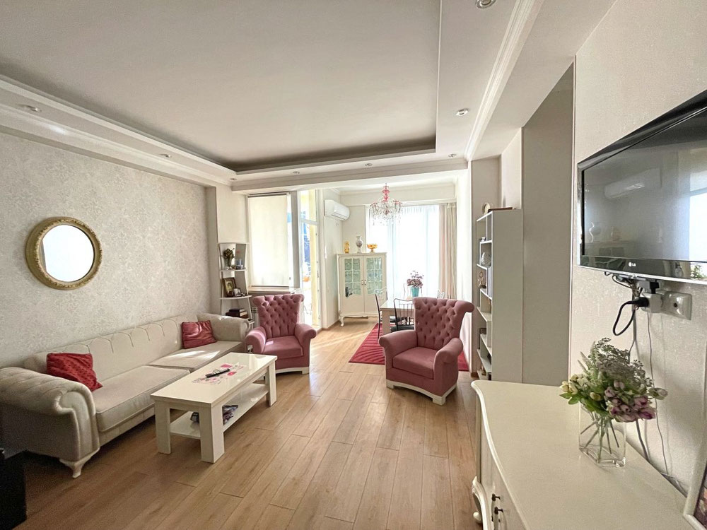 3房出售 — 来自开发商和业主的房地产搜索引擎 GEOLN.COM. 照片 1