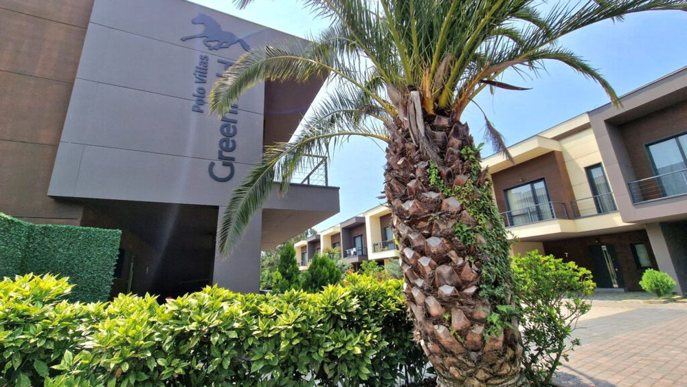 Venta de casa adosada en Batumi Polo villas — Encuentre propiedades fuera del plan o reventa de bienes inmuebles directamente de desarrolladores y propietarios GEOLN.COM. Foto 1