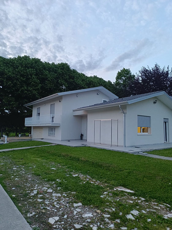 Villa near Padua (Italy) – new home in a prestigious area of Veneto — Find off-plan property or real estate resale directly from developers and owners GEOLN.COM. Photo 1