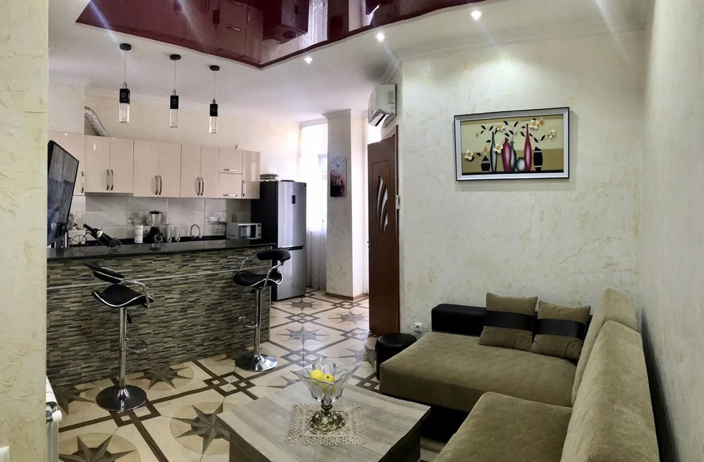 იყიდება 3 ოთახიანი ბინა — უძრავი ქონების ყიდვა და მფლო ბელებისგან GEOLN.COM. ფოტო 1