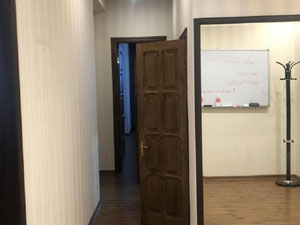 Sololaki的4室公寓。买公寓在第比利斯，Sololaki — 来自开发商和业主的房地产搜索引擎 GEOLN.COM. 照片 3