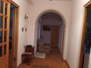 דירת 5 חדרים על ורה. קנו דירה בטביליסי, ורה — חיפוש נדל"ן מפרטי ומקבלן GEOLN.COM. תמונה 4