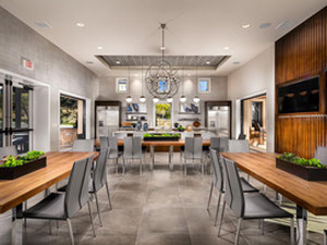 房地产在 The Canyons at Porter Ranch - Pointe Collection — look at the real estate search engine GEOLN.COM. 照片 6