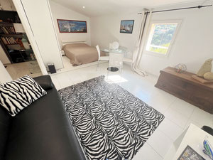 Vista al mar, zona tranquila cerca de MÓNACO — Encuentre propiedades fuera del plan o reventa de bienes inmuebles directamente de desarrolladores y propietarios GEOLN.COM. Foto 9