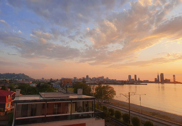 sprzedaje się mieszkanie z widokiem na morze