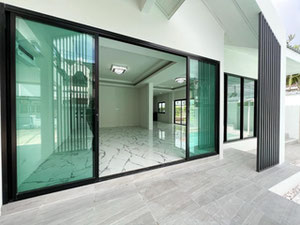 在查龙出售的豪华带游泳池的房子 — 来自开发商和业主的房地产搜索引擎 GEOLN.COM. 照片 12