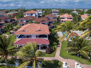 Недвижимость в Isla Bonita Yacht Club — смотрите на поисковике недвижимости GEOLN.COM. Фото 2