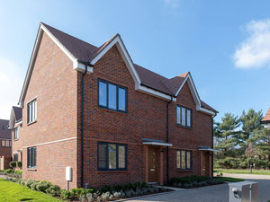 房地产在 Nightingale Fields at Arborfield Green — look at the real estate search engine GEOLN.COM. 照片 4