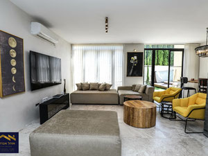 En venta — Encuentre propiedades fuera del plan o reventa de bienes inmuebles directamente de desarrolladores y propietarios GEOLN.COM. Foto 9