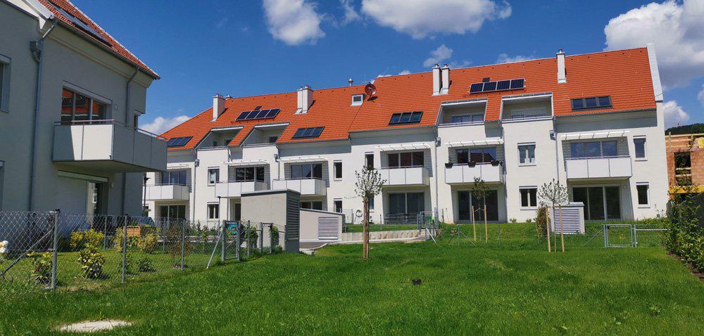 Нерухомість в Schulstraße - Johann Kurz Gasse — дивіться на пошуковику нерухомості GEOLN.COM. Фото 1