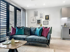 içindeki mülkiyet Millstream Tower — emlak arama motoru GEOLN.COM'a bakın. Fotoğraf 5