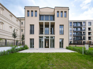 房地产在 Versailler Platz Residenzen — look at the real estate search engine GEOLN.COM. 照片 2