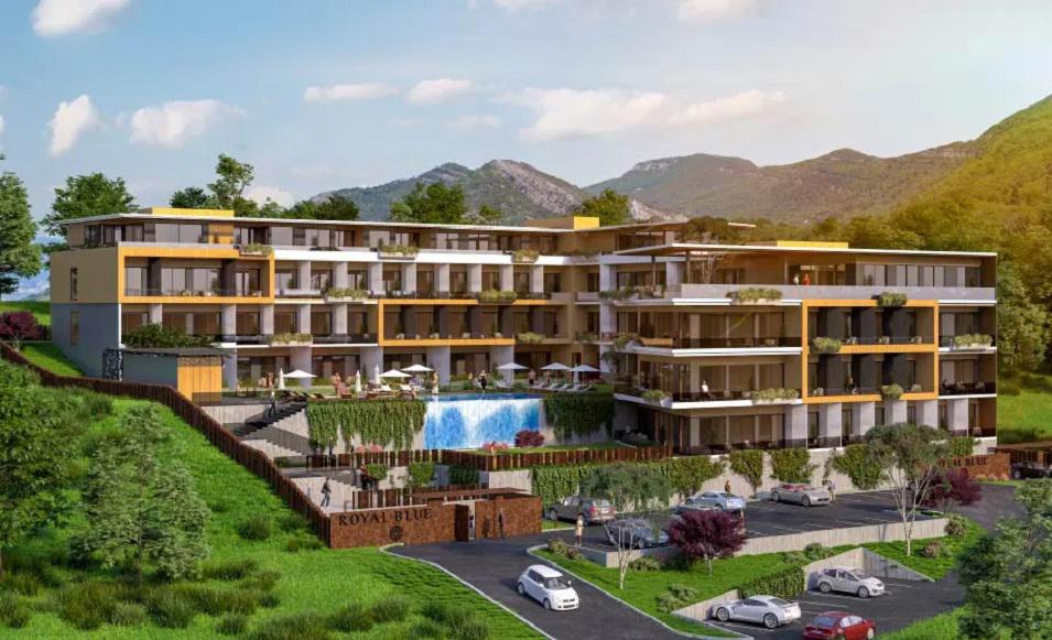 Immobilien in Royal Blue Montenegro — Schauen Sie sich die Immobiliensuchmaschine GEOLN.COM an. Foto 1