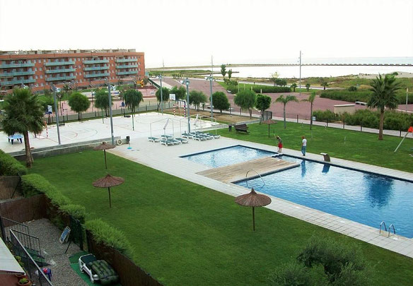 ბინები ზღვის პირას ესპანეთში, კატალონიაში, ვილანოვა და ლა გელტრუში