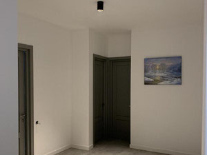 Apartamento de 3 habitaciones en Vake. Apartamento sin intermediario en Tbilisi — Encuentre propiedades fuera del plan o reventa de bienes inmuebles directamente de desarrolladores y propietarios GEOLN.COM. Foto 11