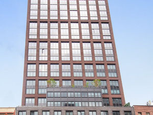 房地产在 The Sutton — look at the real estate search engine GEOLN.COM. 照片 3