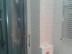 Mukhiani的3间房间的公寓。买公寓在第比利斯，Mukhiani — 来自开发商和业主的房地产搜索引擎 GEOLN.COM. 照片 7