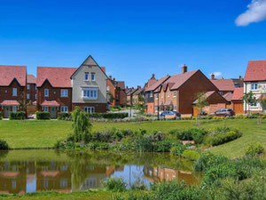 Real estate in Woodhurst Park — look at the real estate search engine GEOLN.COM. Photo 3