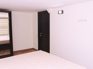 奥秘公寓出售两房公寓 — 来自开发商和业主的房地产搜索引擎 GEOLN.COM. 照片 4