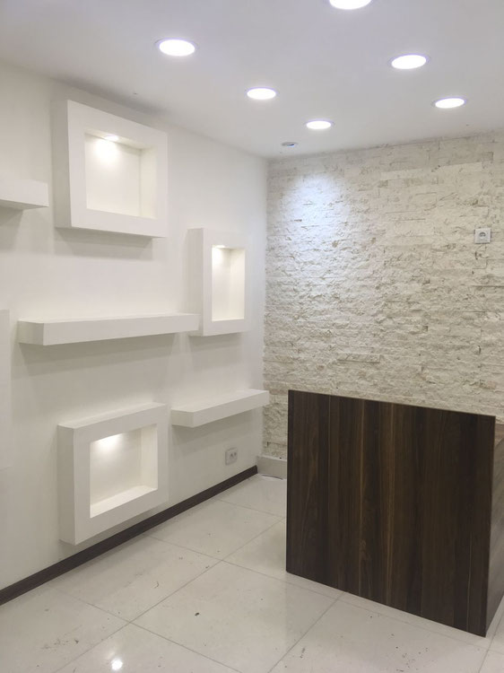 مساحة تجارية للبيع — ابحث عن عقار قيد الإنشاء أو عقار معاد بيعه مباشرة من المطورين والملاك GEOLN.COM. صورة فوتوغرافية 1