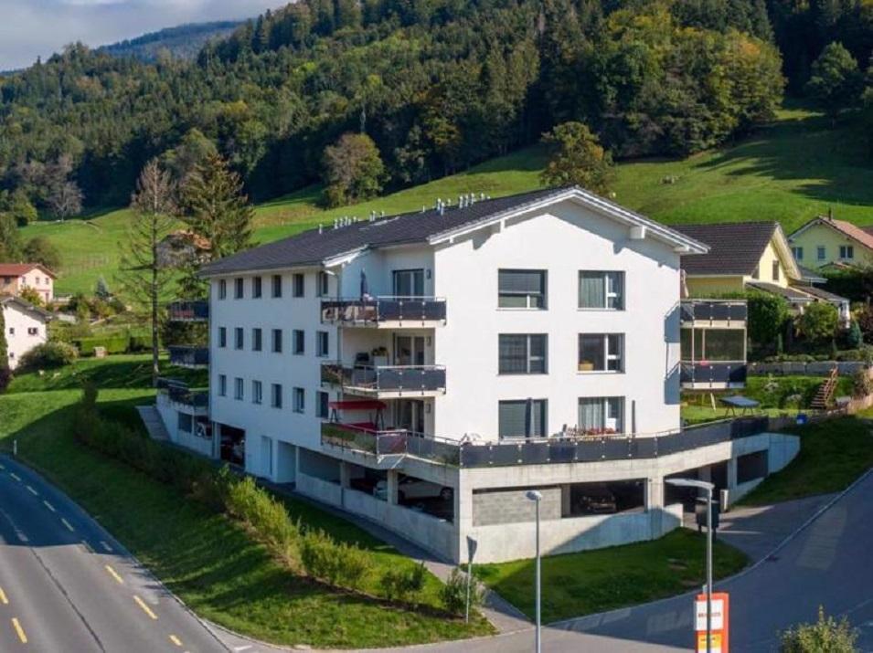 Real estate in Standing superieur — look at the real estate search engine GEOLN.COM. Photo 1