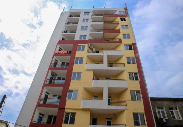 Продається 3-кімнатна квартира.